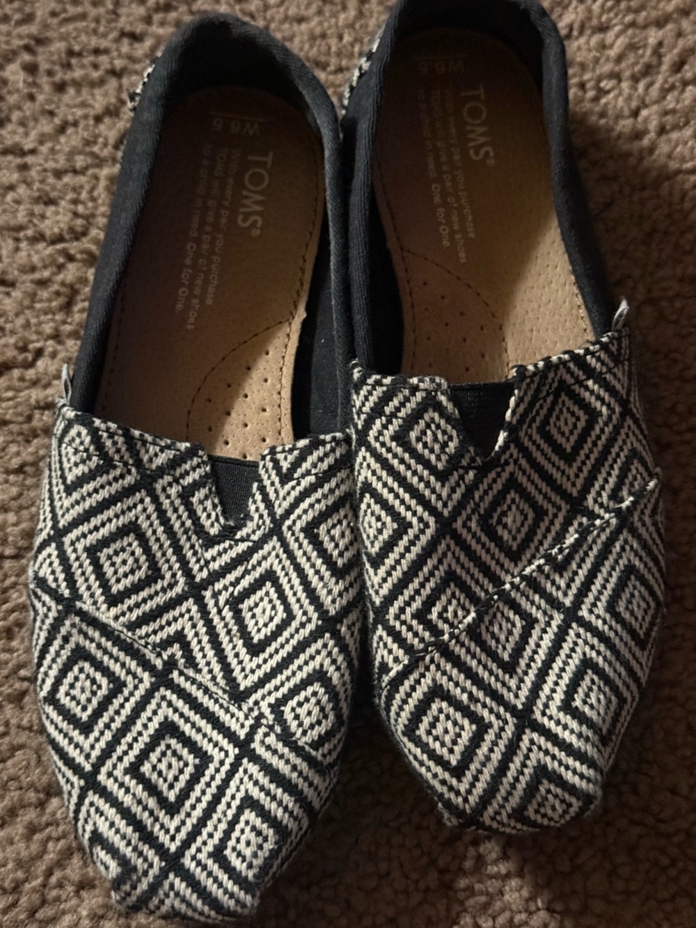 Toms Black and Cream Geometric Slip-On Flats